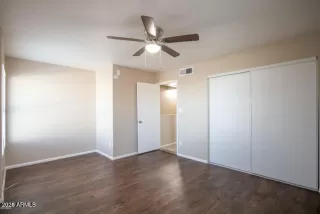 Photo #6: 6981965 Listing 