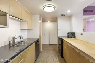 Photo #6: 6981999 Listing 