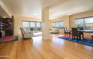 Photo #5: 6982106 Listing 