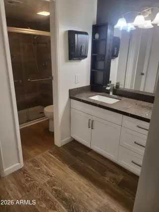 Photo #5: 6982137 Listing 