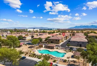 Photo #2: 6982230 Listing 