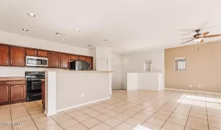 Photo #4: 6982230 Listing 