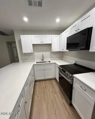Photo #5: 6982243 Listing 
