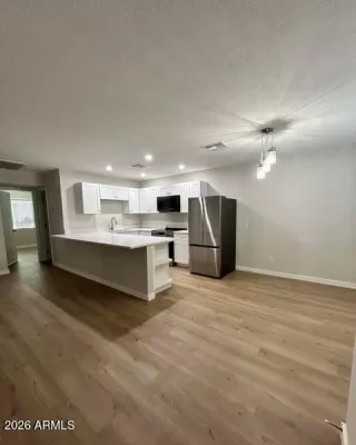 Photo #6: 6982243 Listing 