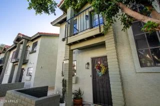 Photo #1: 6982266 Listing 