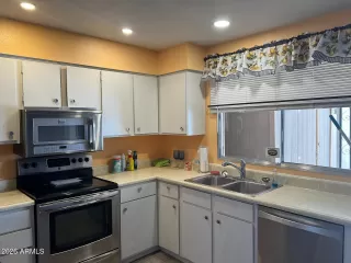 Photo #1: 6982290 Listing 