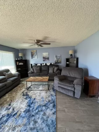 Photo #6: 6982290 Listing 