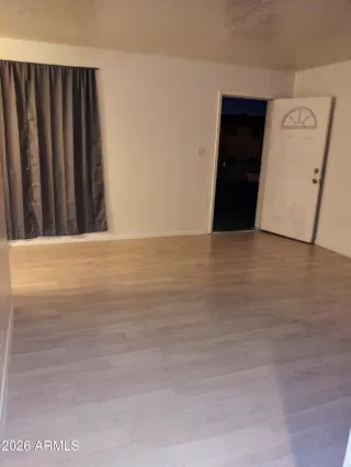 Photo #5: 6982389 Listing 