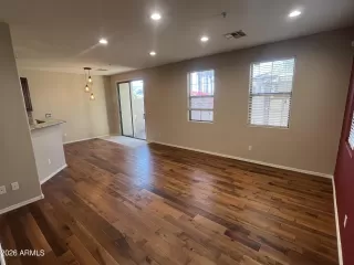 Photo #1: 6982501 Listing 