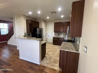 Photo #4: 6982501 Listing 