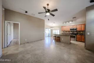 Photo #3: 6982611 Listing 