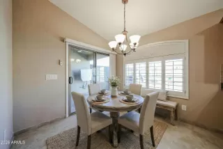 Photo #5: 6982611 Listing 