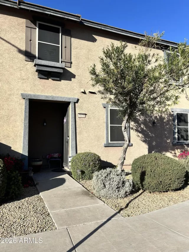 MLS: 6982619 Condo For Sale