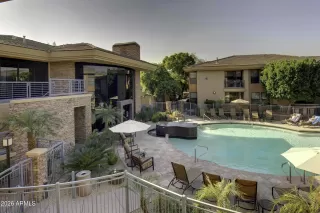 Photo #2: 6982638 Listing 