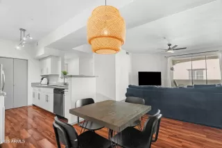 Photo #5: 6982656 Listing 