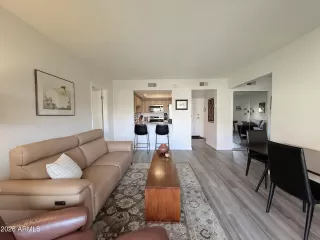 Photo #1: 6982717 Listing 