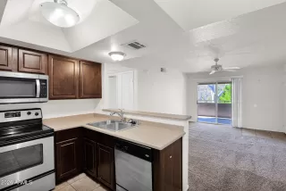 Photo #5: 6982725 Listing 