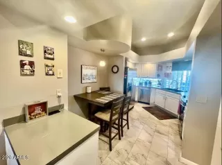 Photo #4: 6982893 Listing