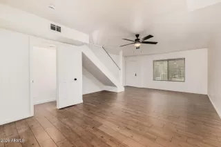 Photo #5: 6982980 Listing 