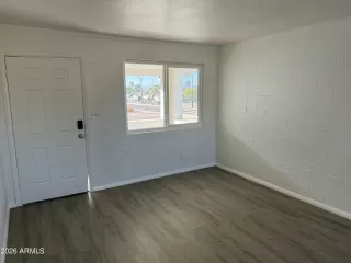 Photo #3: 6983023 Listing 