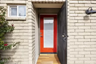 Photo #1: 6983031 Listing 