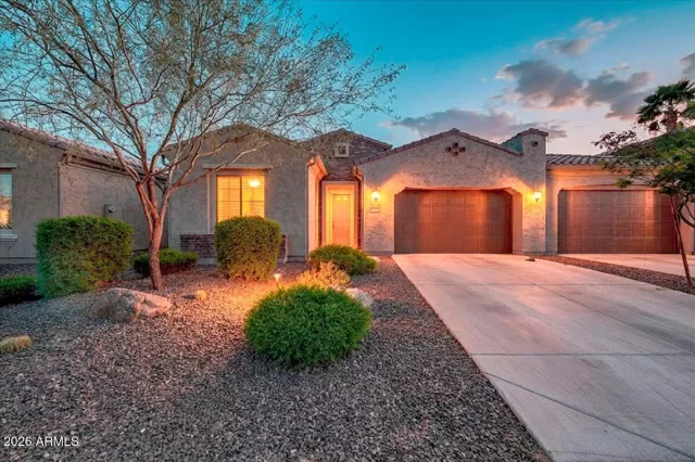 MLS: 6983077 Condo For Sale