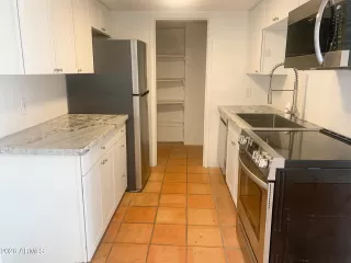 Photo #4: 6983123 Listing 