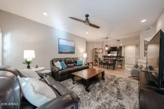 Photo #2: 6983136 Listing 