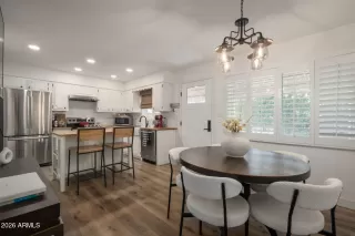 Photo #3: 6983144 Listing 