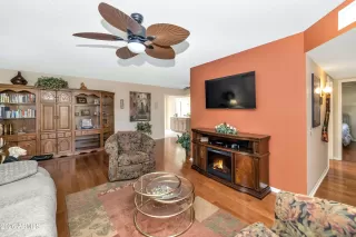 Photo #5: 6983185 Listing 