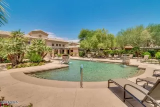 Photo #3: 6983189 Listing 