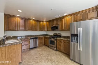 Photo #6: 6983285 Listing 