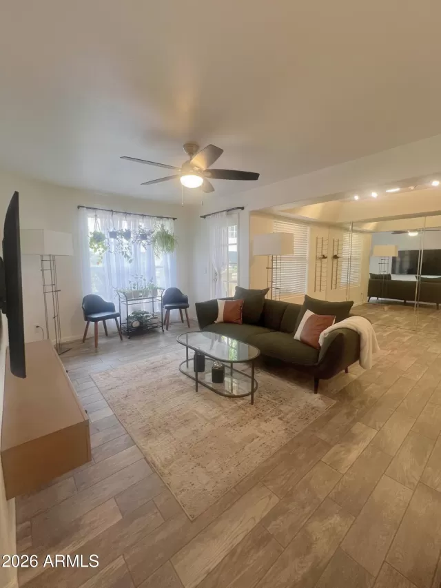 MLS: 6983287 Condo For Sale