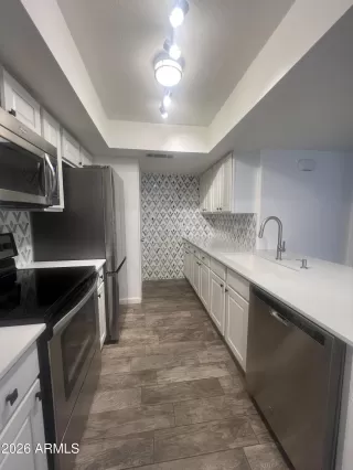 Photo #4: 6983287 Listing 