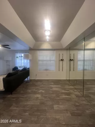 Photo #6: 6983287 Listing 