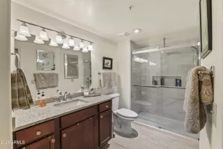 Photo #5: 6983330 Listing 