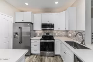 Photo #1: 6983381 Listing 