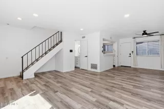 Photo #2: 6983458 Listing 