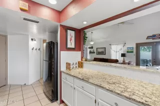 Photo #5: 6983554 Listing 