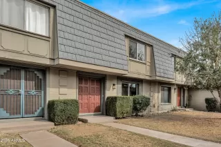 Photo #1: 6983708 Listing 