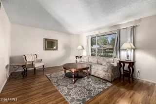 Photo #4: 6983847 Listing 