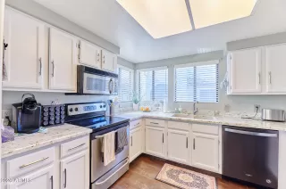 Photo #3: 6983877 Listing 