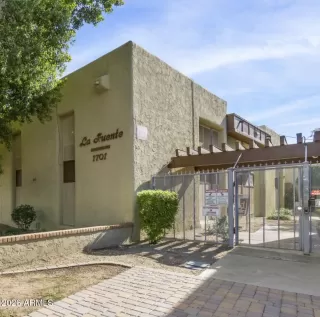 More Details about MLS # 6983994 : 1701 W TUCKEY LANE 216#216