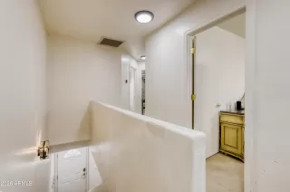 Photo #5: 6984023 Listing 