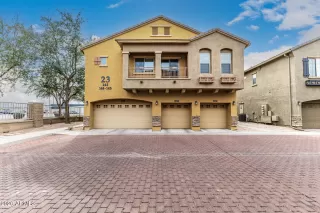 Photo #1: 6984125 Listing