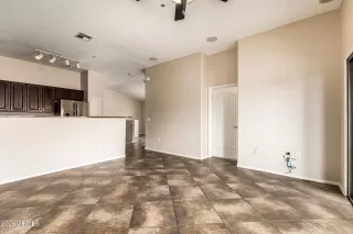 Photo #3: 6984125 Listing