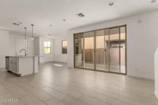 Photo #3: 6984270 Listing