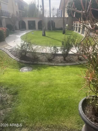 Photo #1: 6984287 Listing 