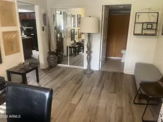 Photo #5: 6984287 Listing 