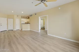 Photo #5: 6984301 Listing